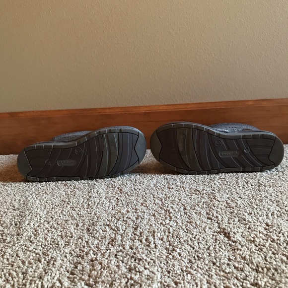 Arizona Memory Foam Sleet Grey Boots - Picture 6 of 8